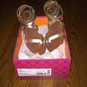 Authentic Tory Burch gold 6.5 Patos sandals.